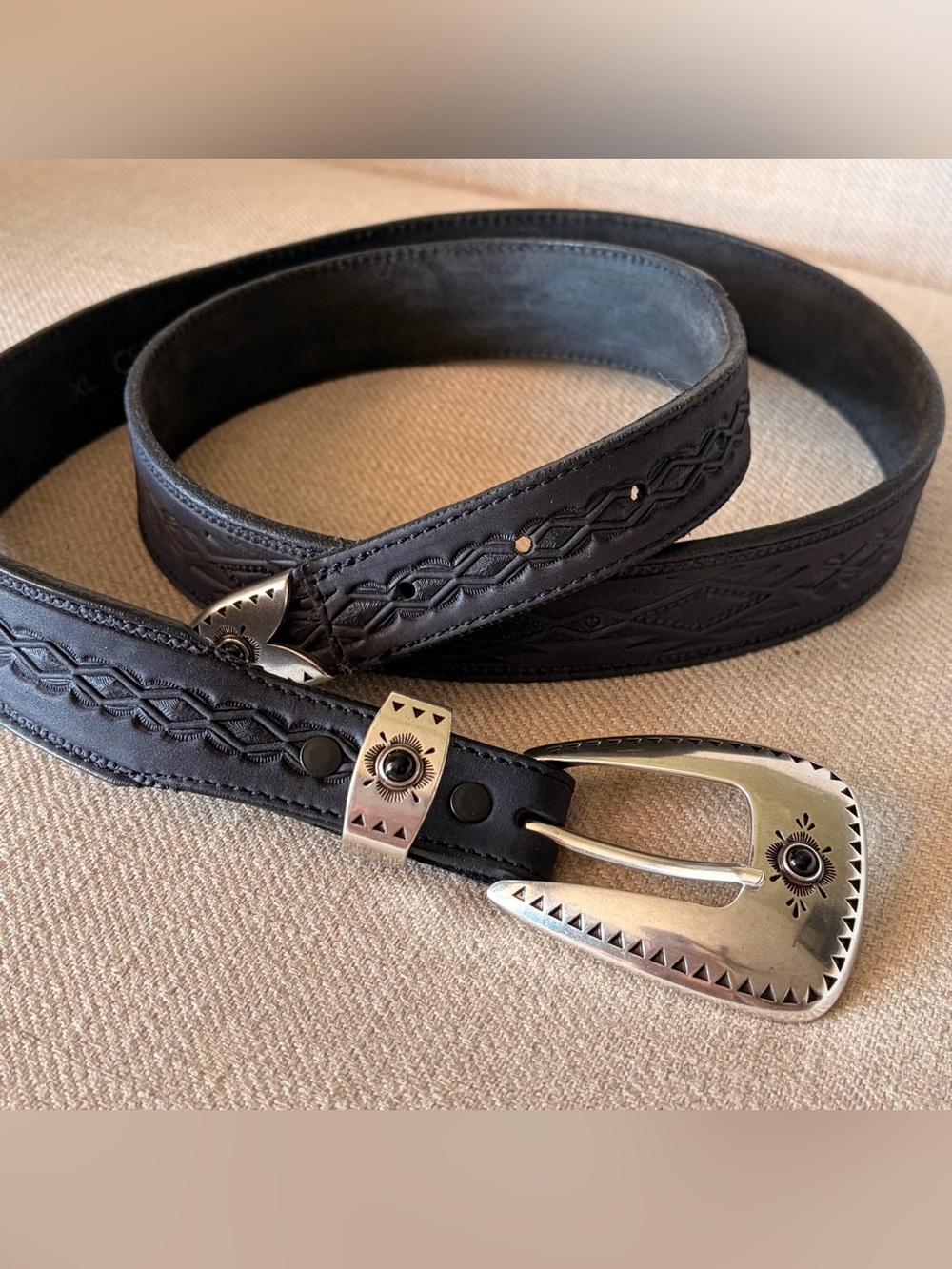 Tony Lama Size XL Dakota Black Leather Western Belt #C51293 Silver Hardware - Picture 9 of 9